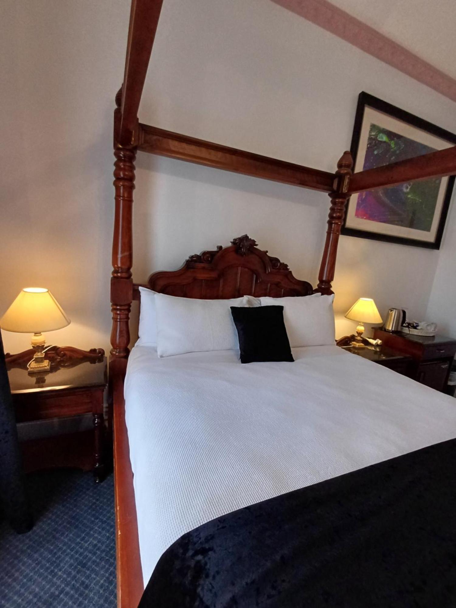 Art Hotel On York Λόντσεστον Εξωτερικό φωτογραφία