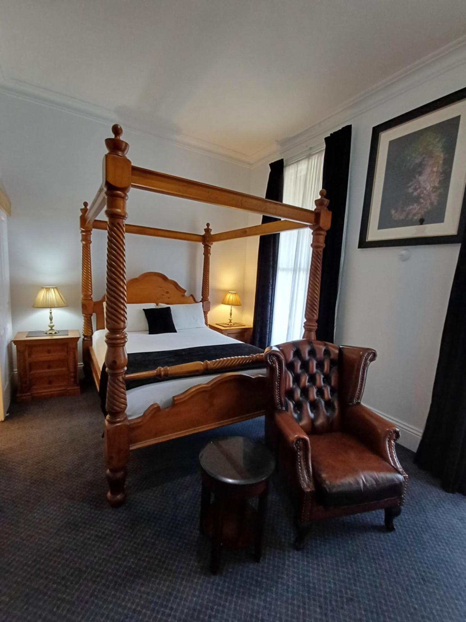 Art Hotel On York Λόντσεστον Εξωτερικό φωτογραφία