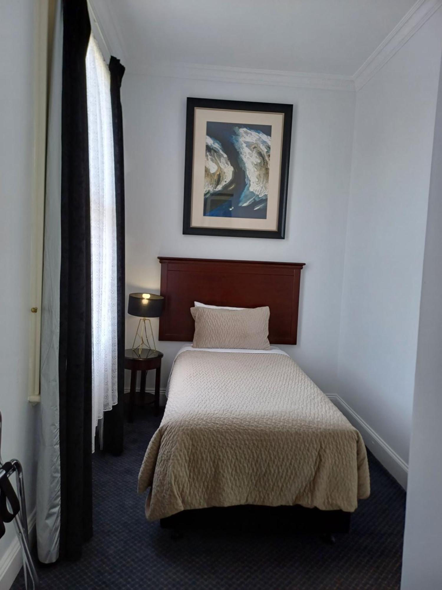 Art Hotel On York Λόντσεστον Εξωτερικό φωτογραφία