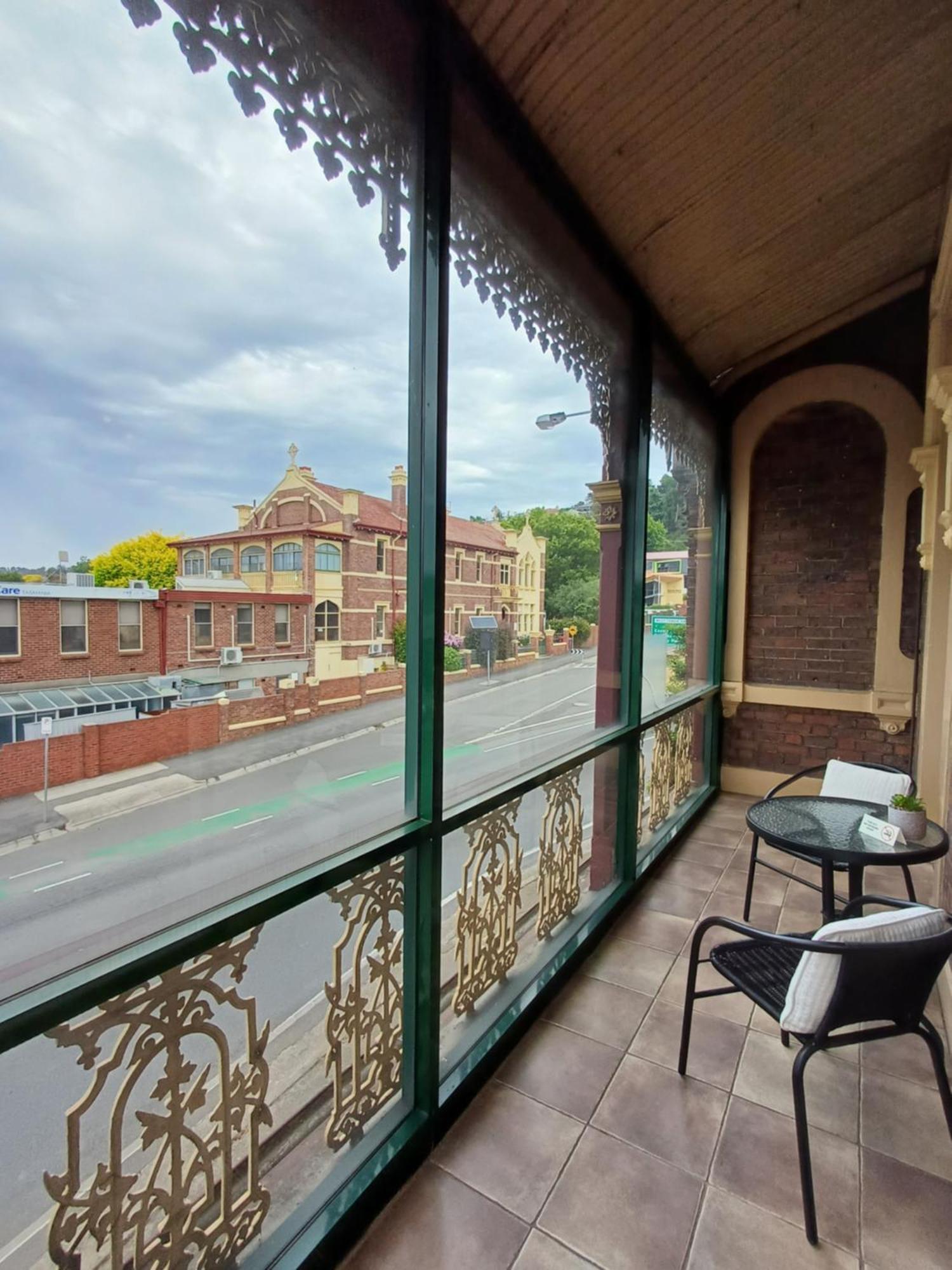 Art Hotel On York Λόντσεστον Εξωτερικό φωτογραφία