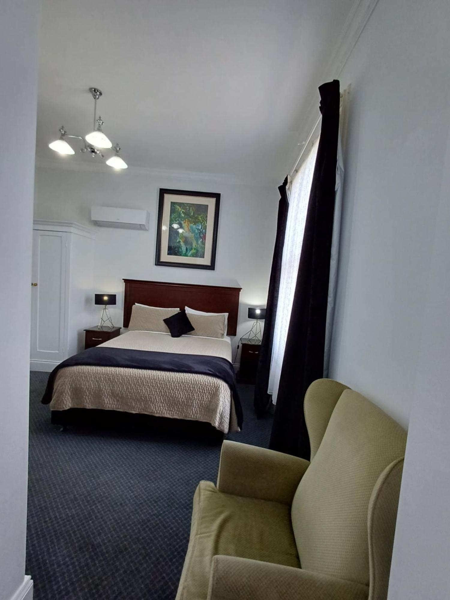 Art Hotel On York Λόντσεστον Εξωτερικό φωτογραφία