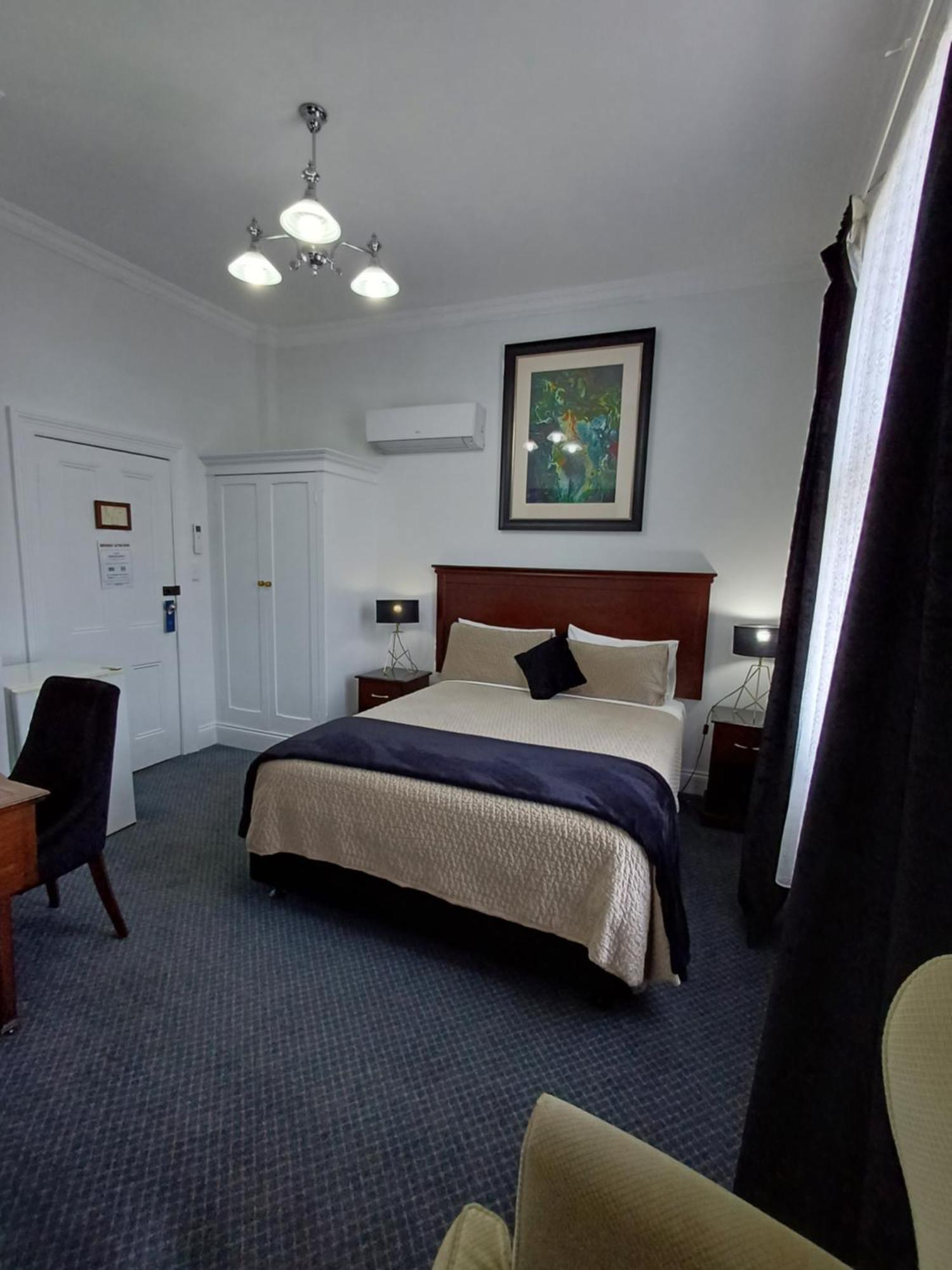 Art Hotel On York Λόντσεστον Εξωτερικό φωτογραφία