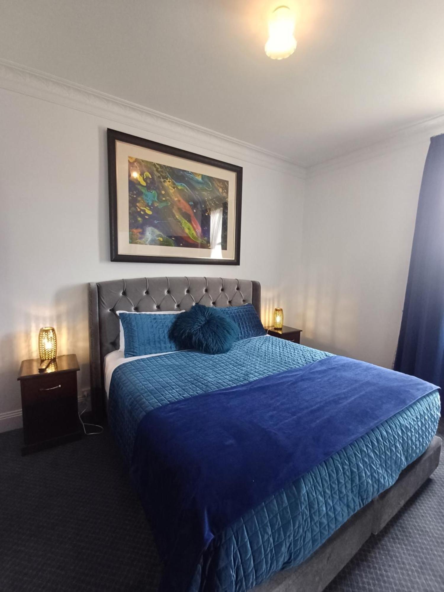 Art Hotel On York Λόντσεστον Εξωτερικό φωτογραφία