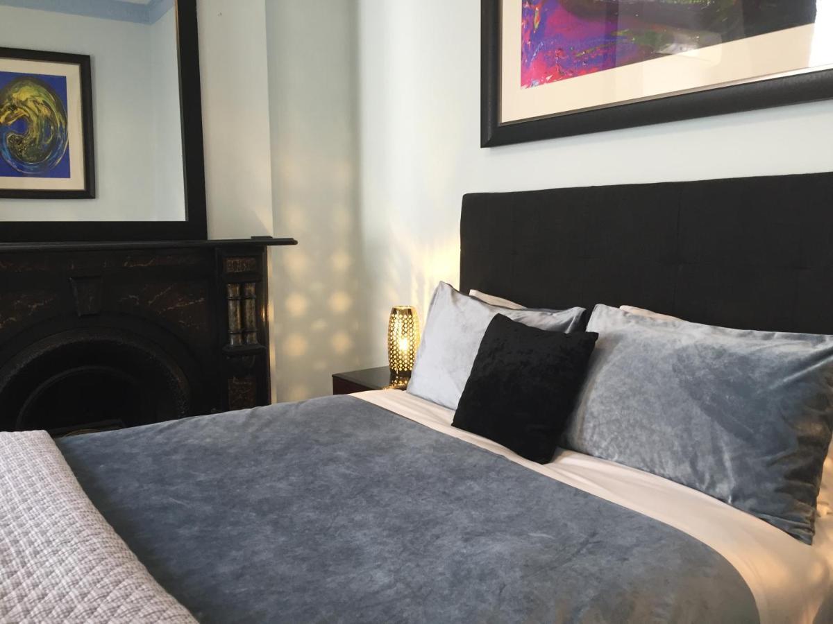 Art Hotel On York Λόντσεστον Εξωτερικό φωτογραφία
